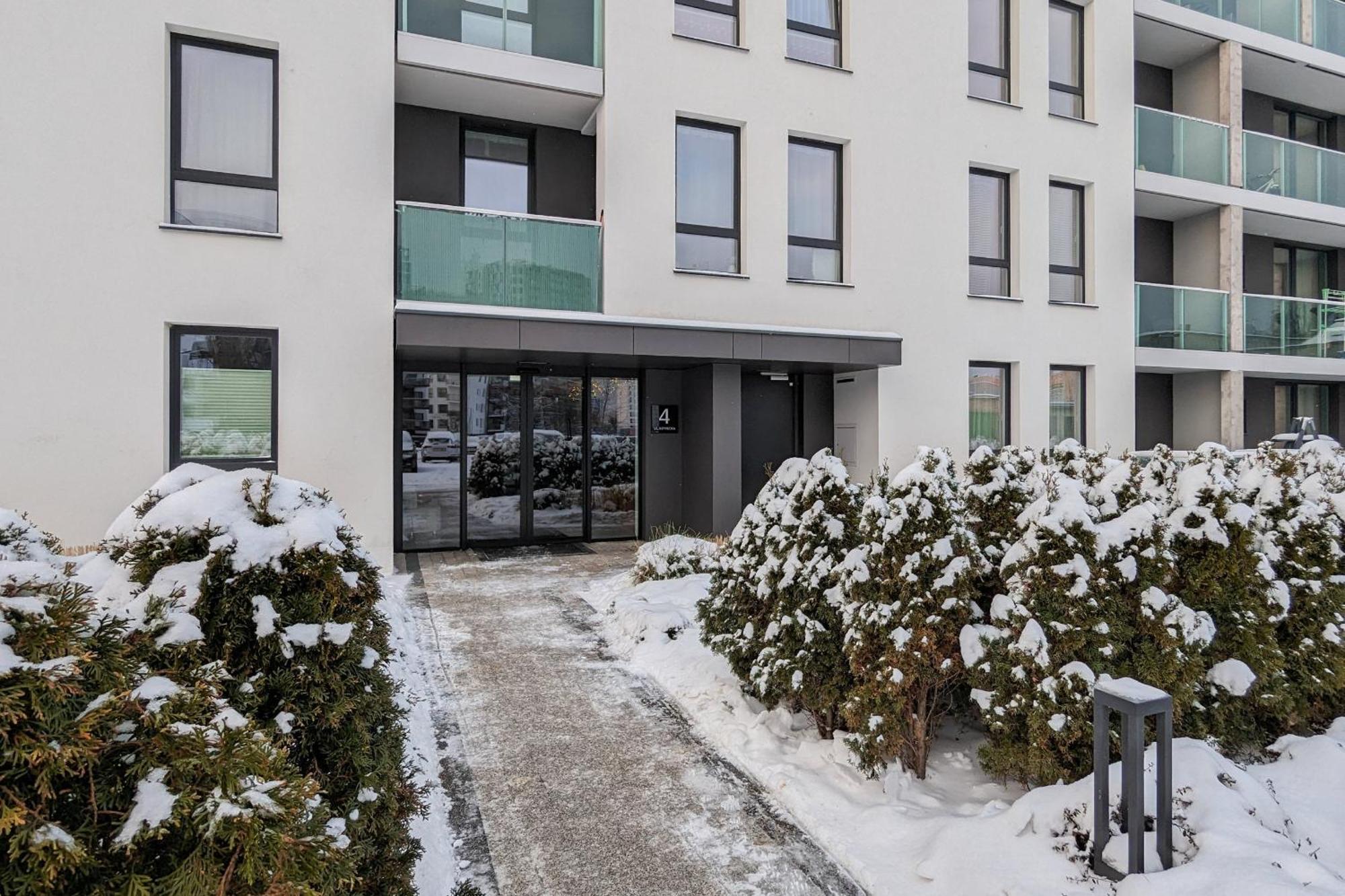 Solvo Apartment With Balcony & Parking Gdansk Przymorze By Noclegi Renters Luaran gambar